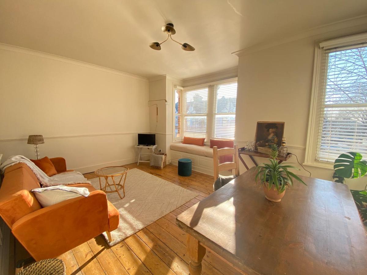 Appartamento Stylish Apt London Excel Olympic Close To Station Esterno foto